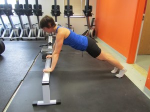 Kathryn demos the erg push up!